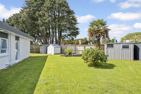 Photo of property in 5 Meadowcourt Drive, Manukau, Auckland, 2025