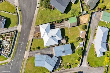 Photo of property in 21 Montjoy Street, Stratford, 4332