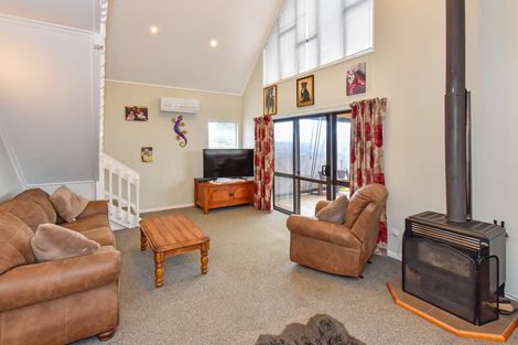 Photo of property in 78 Carnoustie Drive, Wattle Downs, Auckland, 2103