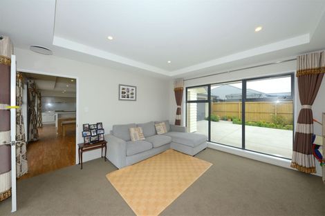 Photo of property in 8 Wallace Crescent, Prebbleton, 7604