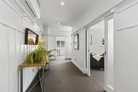 Photo of property in 69 Kotare Street, Fendalton, Christchurch, 8041