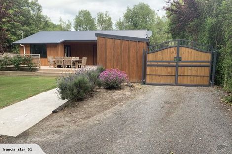 Photo of property in 855 Makerua Road, Tokomaru, Palmerston North, 4474