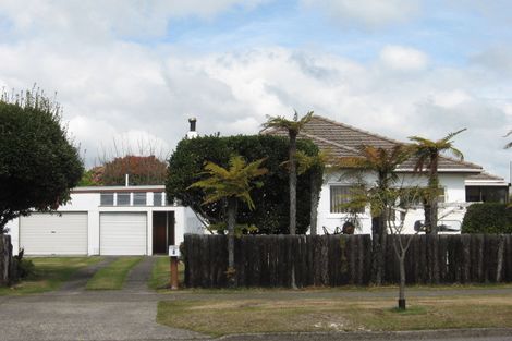 Photo of property in 6 Carnot Street, Glenholme, Rotorua, 3010