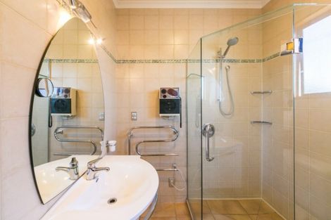 Photo of property in 15 Charles Street, Westshore, Napier, 4110