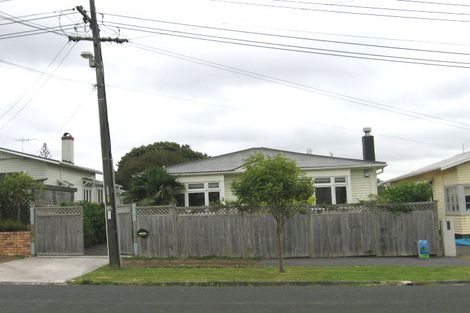 Photo of property in 46 Formby Avenue, Point Chevalier, Auckland, 1022