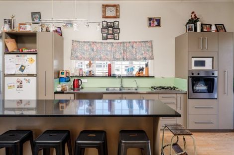 Photo of property in 34 Ormond Road, Whataupoko, Gisborne, 4010