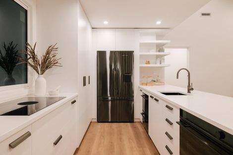 Photo of property in 15 Ihaka Street, Hokowhitu, Palmerston North, 4410