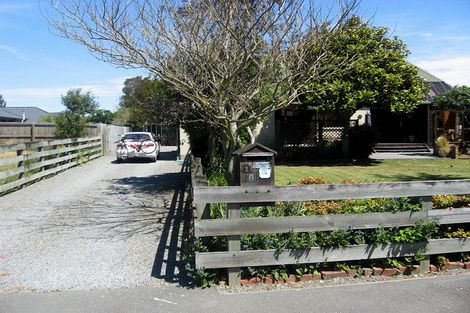 Photo of property in 16 Alpine View Lane, Parklands, Christchurch, 8083