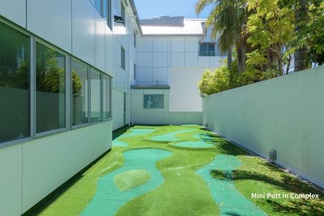 Photo of property in 136 Marine Parade, Bluff, 9814