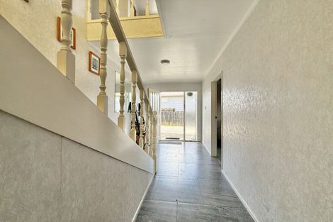 Photo of property in 15 Matipo Place, Tokoroa, 3420