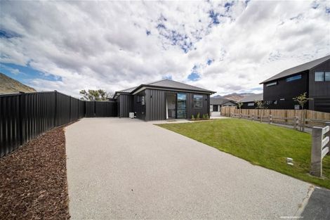 Photo of property in 25 Regent Street, Lower Shotover, Queenstown, 9304
