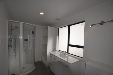 Photo of property in 8 Awatere Place, Snells Beach, 0920