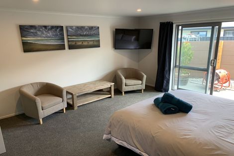 Photo of property in 2 Preston Drive, Arrowtown, 9302