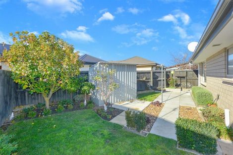 Photo of property in 38 Te Whenu Crescent, Marshland, Christchurch, 8083