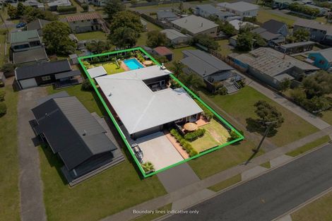 Photo of property in 209 Kiwi Road, Whangamata, 3620