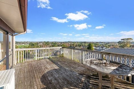 Photo of property in 29 Lewisham Street, Highland Park, Auckland, 2010