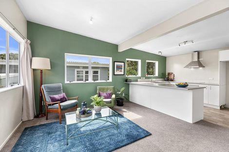 Photo of property in 5a Mepham Place, Ranui, Porirua, 5024