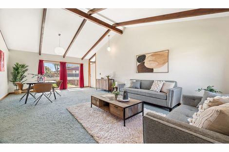 Photo of property in 3 Raekura Place, Redcliffs, Christchurch, 8081