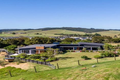 Photo of property in 65 Jamesons Esplanade, Haruru, 0204