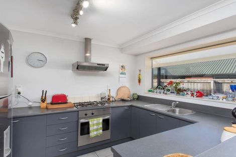 Photo of property in 65 Mauger Drive, Heathcote Valley, Christchurch, 8022