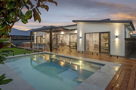 Photo of property in 2 Canter Lane, Aidanfield, Christchurch, 8025