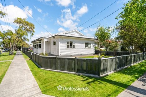 Photo of property in 32 Birdwood Road, Waterloo, Lower Hutt, 5011