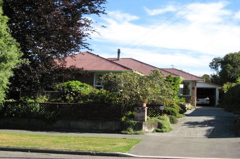 Photo of property in 9 Bevington Street Avonhead Christchurch City