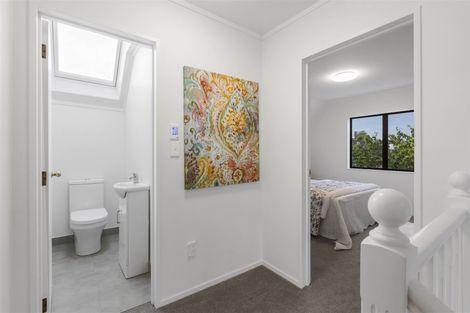 Photo of property in 1/13 Pinewood Grove, Botany Downs, Auckland, 2010