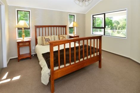 Photo of property in 275a Rimmer Road, Helensville, 0875