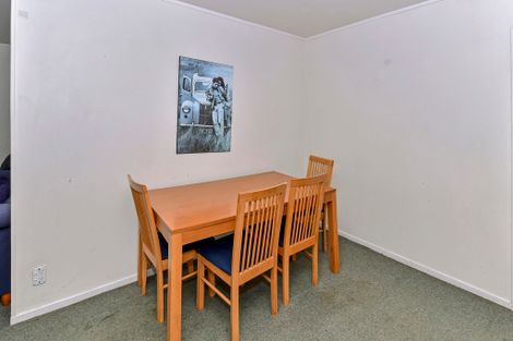 Photo of property in 1/140 Shifnal Drive, Randwick Park, Auckland, 2105
