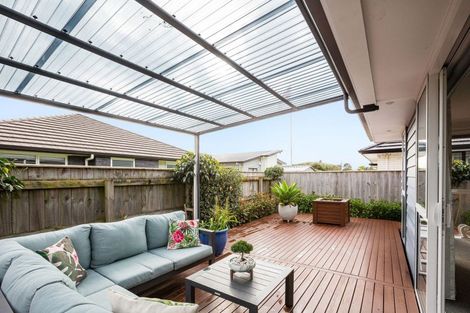 Photo of property in 8 Paioke Street, Waikanae, 5036