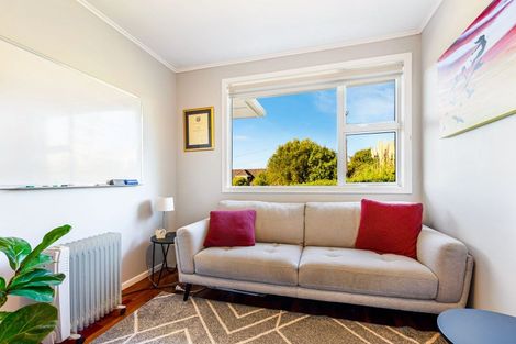 Photo of property in 90 Deep Creek Road, Torbay, Auckland, 0630