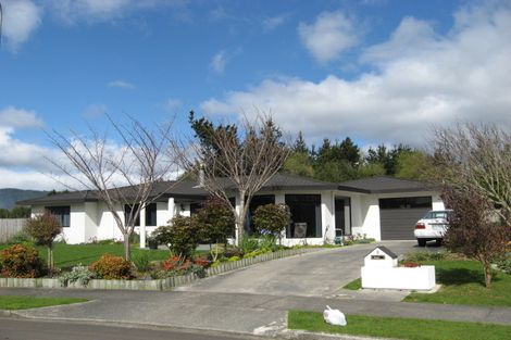 Photo of property in 8 Lynch Grove, Levin, 5510