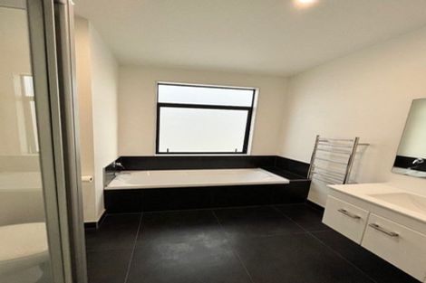 Photo of property in 51 Battalion Drive, Papakura, 2110