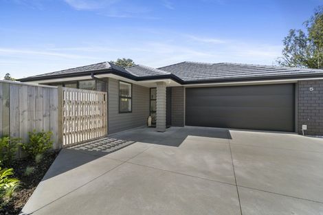 Photo of property in 5 Mackillop Way, Brooklands, New Plymouth, 4310