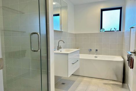 Photo of property in 17a Cornwall Road, Lyttelton, 8082