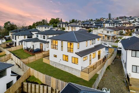 Photo of property in 12 Cumulus Way, Ranui, Auckland, 0612