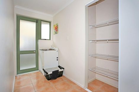 Photo of property in 8 Marlon Lane, East Tamaki, Auckland, 2016