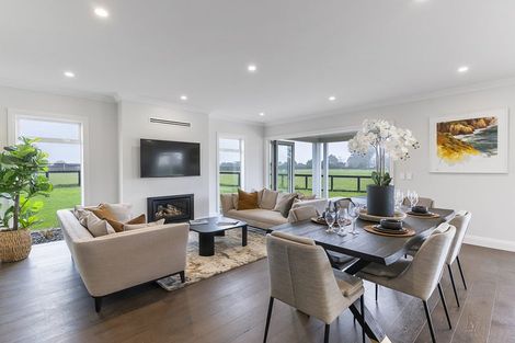 Photo of property in 4 Sunline Drive, Leamington, Cambridge, 3432