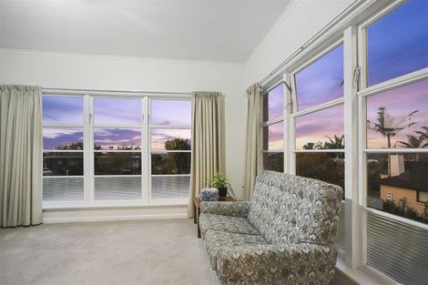 Photo of property in 12 Bilkey Avenue, Pukekohe, 2120