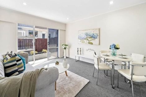 Photo of property in 1/19 Fortunes Road, Half Moon Bay, Auckland, 2012