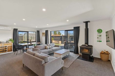 Photo of property in 44 Mcquillan Avenue, Woodend, 7610