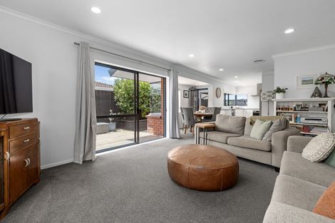 Photo of property in 46 Seaview Road, Otumoetai, Tauranga, 3110