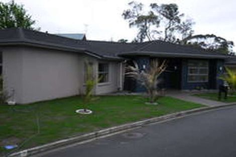 Photo of property in 1 Roydon Lane, Paraparaumu, 5032