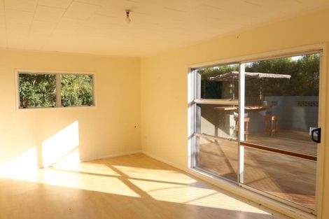 Photo of property in 1 Cromwell Place, Pukekohe, 2120