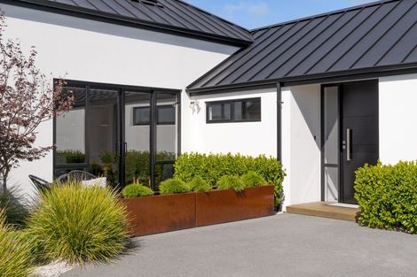 Photo of property in 5 Kawharu Street, Marshland, Christchurch, 8083