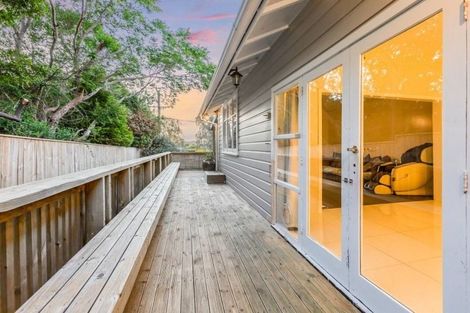 Photo of property in 32 Hinemoa Street, Paraparaumu, 5032