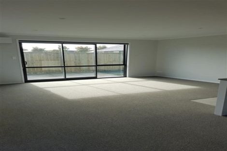 Photo of property in 20 Furlong Road, Papamoa, 3118