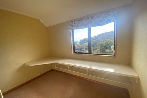 Photo of property in 16 Cheviot Road, Lowry Bay, Lower Hutt, 5013