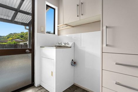 Photo of property in 2 Ryder Place, Kawerau, 3127